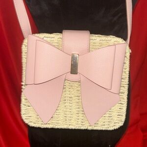 Elegant Pink Bow Woven Crossbody Bag